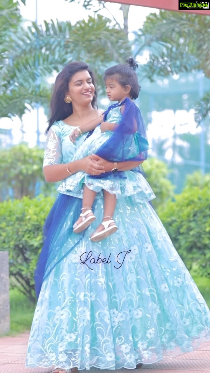 Sridevi Ashok Instagram - To place an order ping us on whatsapp +91 98845 62720 Video credits @rootzstudios All our outfits are made to customer’s measurements to save you from worrying about sizes. Yes everyBODY is unique😊 Did you know that we custom-make every single product to the exact customer measurement in just 7 days !! #labelj #customfit #partywear#designerwear#momanddaughter#srideviashok #nomoresizeworry