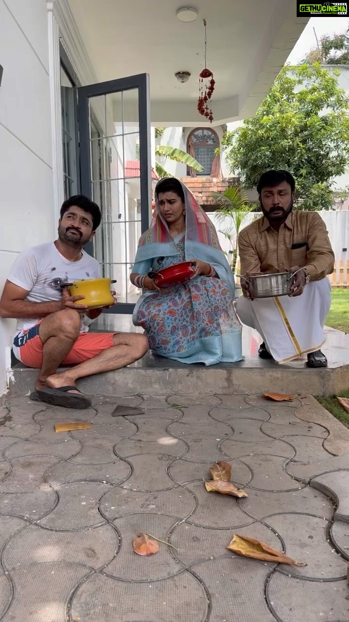 Sridevi Ashok Instagram - Reels of the day😍😍😍🤣 @actor_varun_udhai_ @actor_yuvanrajnethrun @ponnivijaytv
