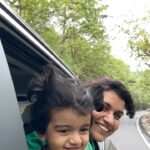 Sridevi Ashok Instagram - Watched #SweetKaaramCoffee with my family and we totally felt like a road trip! Packed our bags to make memories ❤️🥰 Checkout out this beautiful series with soulful songs on @primevideo #srideviashok #cargaalamey