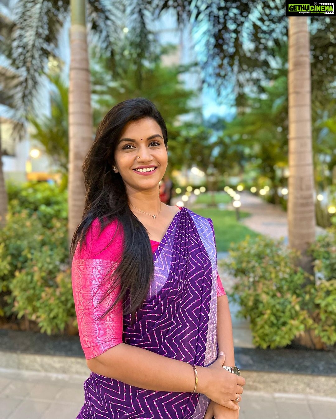 Sridevi Ashok Instagram - A woman wearing a saree for sure is a wonder woman. Saree : @spscollections2023 Checkout @spscollections2023 for exclusive collection of sarees and Kurtis. #srideviashok #sareecollection #mysareecollection Chennai, India