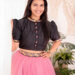 Sridevi Ashok Instagram - Birthday photoshoot for @sitara_chintala Photography: @snugglebunnyphotography Combo dress : @io__fashion #srideviashok #birthdayphotoshoot #momanddaughter #momanddaughterdress #combodress Chennai, India