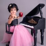 Sridevi Ashok Instagram - Birthday photoshoot for @sitara_chintala Photography: @snugglebunnyphotography Combo dress : @io__fashion #srideviashok #birthdayphotoshoot #momanddaughter #momanddaughterdress #combodress Chennai, India