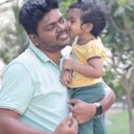 Sridevi Ashok Instagram - Celebrating Super-Dads this Father’s Day with @luvlap.in This Father’s Day, let’s honor the incredible dads who make every moment special! Join us in celebrating the bond between fathers and their little ones with the LuvLap Adore Baby Carrier, the perfect companion for unforgettable outdoor adventures. Happy Father’s Day @ashok_chintala Voice over by : @krishyamuna #ad #luvlapfathersday, #luvlap, #luvlapproducts #fathersday
