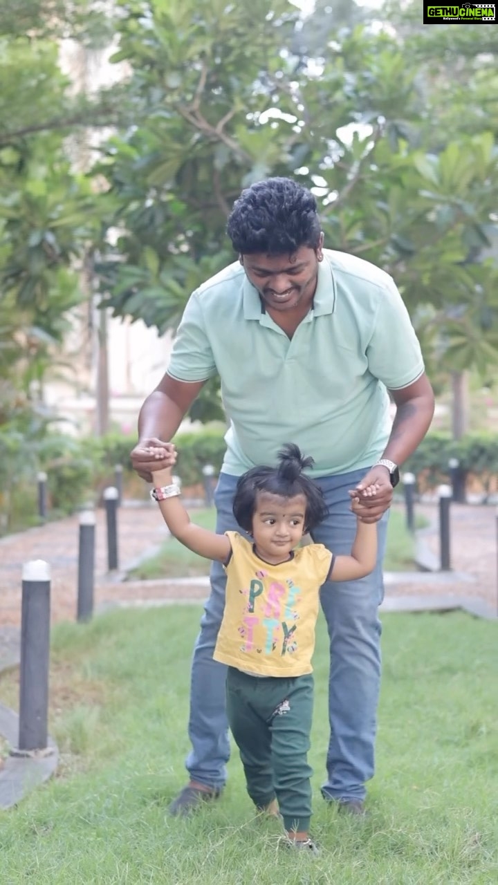 Sridevi Ashok Instagram - Celebrating Super-Dads this Father’s Day with @luvlap.in Adore baby carrier This Father’s Day, let’s honor the incredible dads who make every moment special! Join us in celebrating the bond between fathers and their little ones with the LuvLap Adore Baby Carrier, the perfect companion for unforgettable outdoor adventures. Happy Father’s Day @ashok_chintala Voice over by : @krishyamuna #ad #luvlapfathersday, #luvlap, #luvlapproducts #fathersday