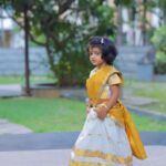 Sridevi Ashok Instagram - This is our Onam photoshoot. @sitara_chintala you are soo grown up and looking damn cute.. We wish you all a Happy Onam 🫶❤️ Photography : @ashok_chintala #srideviashok #onamphotoshoot #onam #onam2023 #modelshoot #chennaiinfluencer #fashionblogger #fashionable #mommyblogger #chennaimommyblogger Chennai, India
