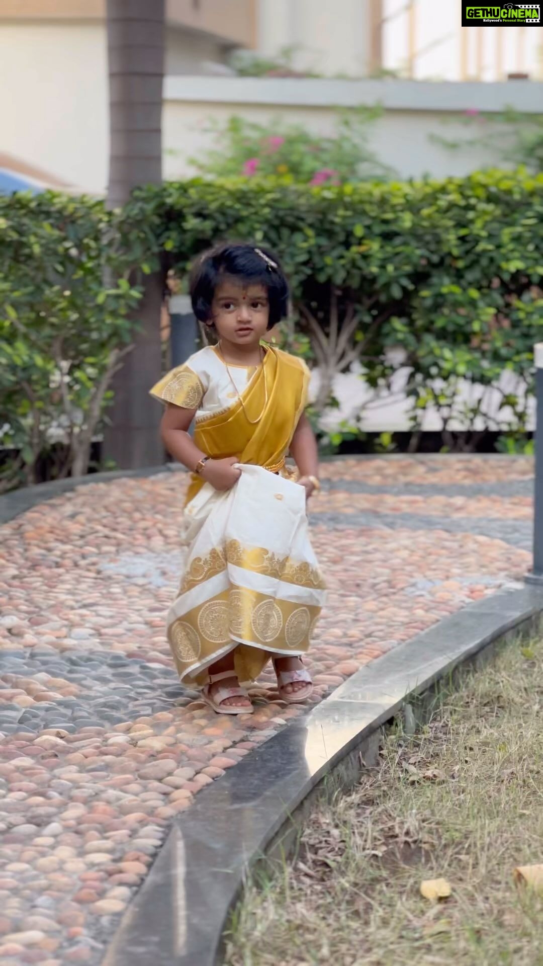 Sridevi Ashok Instagram - My little tweety 🐥 🐣 @sitara_chintala @srideviashok_official