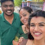 Sridevi Ashok Instagram - Happy Birthday @nalini.nair.official Amma. Kalyana Parisu till Modhalum Kaadhalum , you are the same and haven’t changed a bit . Your down to earth personality always takes you into better places . We all love you and god bless ❤️🫶🙏 .. Enjoy your day
