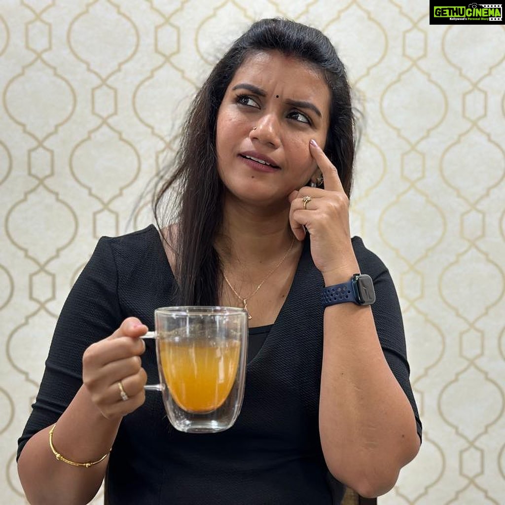 Sridevi Ashok Instagram - All those of you asking for weight loss tips… I have shared something for you in my YouTube channel.. Sridevi & Sitara , link in my bio … If you like it , Do comment, share and subscribe to Sridevi & Sitara Youtube channel