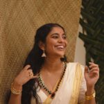 Srinda Instagram - ഓണം പൊന്നോണം ✨♥️ Jewellers @kalyanjewellers_official 📸 @parvathy.prasad_ HairMakeup @amal_ajithkumar