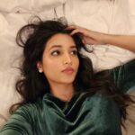 Srinidhi Ramesh Shetty Instagram - Hitting the bed! Literally 😴