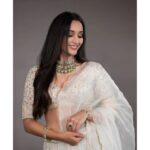 Srinidhi Ramesh Shetty Instagram - 🤍🦭 Outfit @sithara_kudige Jewelries @malabargoldanddiamonds Makeup @roshnisafir Hair @makeup_by_sandhyaprasain @the_hairstylist_lilly Photos @fotografia.co.in
