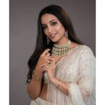 Srinidhi Ramesh Shetty Instagram – 🤍🦭

Outfit @sithara_kudige 
Jewelries @malabargoldanddiamonds
Makeup @roshnisafir 
Hair @makeup_by_sandhyaprasain @the_hairstylist_lilly 
Photos @fotografia.co.in