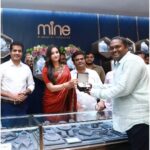Srinidhi Ramesh Shetty Instagram - At the grand relaunch of Malabar Gold & Diamonds store - thrilled & overjoyed!! Thank you, Kalaburagi, for all the loveee 🌸🤍 @malabargoldanddiamonds ✨️