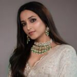 Srinidhi Ramesh Shetty Instagram - Congratulationsss @malabargoldanddiamonds ✨️ Yet another enhanced ambiance & a beautiful experience store, Marathahalli in our very own Namma Bengaluru 🌸🤍 And to my lovely people, thank you for being there ✨️ meeting u all made me truly happy 🤍