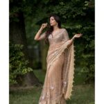 Srinidhi Ramesh Shetty Instagram – ✨️🌿🫶🏻

Saree @taruntahiliani
Stylist @niru05_raghupathy
Accessories @sonisapphire
Photos @kroplaczasu
Hair @mk_fryzjer 
Makeup @nam.cosmetics