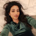 Srinidhi Ramesh Shetty Instagram – Hitting the bed! Literally 😴
