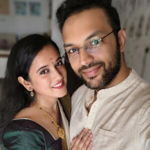 Sriranjani Sundaram Instagram - Light, Love and Laughter #deepavali2022

இனிய தீபாவளி நல்வாழ்த்துக்கள்
- Amit, Sri, Veda