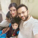 Sriranjani Sundaram Instagram - Light, Love and Laughter #deepavali2022 இனிய தீபாவளி நல்வாழ்த்துக்கள் - Amit, Sri, Veda