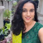 Sriranjani Sundaram Instagram - Ah well... I like me :) Enga ponaalum pozhachukkalaam polaye hahahaha #nationalitychallenge