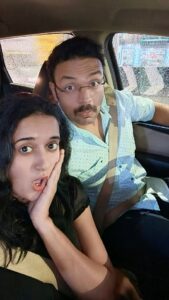 Sriranjani Sundaram Instagram - Oooo nu mazhai, thideernu mazhai... Traffic leyum reel! 

#reelsofchennai #rainsofchennai
#reelitfeelit #thirumathihitler
