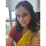 Sriranjani Sundaram Instagram - Pairing six yards of yellow with a fun crop top (that I haven't worn in forever!) #sareegram