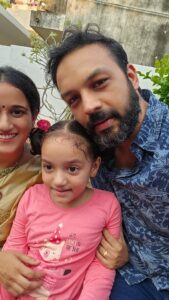 Sriranjani Sundaram Instagram - To the most hands-on Dad and Co-parent that I know! From singing to her when she was baking in my belly to singing with her on stage and making me proud, you're one of a kind 💖 And I can already see how much more beautiful your relationship with her will become in the years to come :) #FathersDay2023