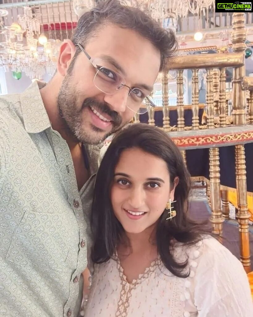 Sriranjani Sundaram Instagram - Not everyone gets someone who's great at celebrating your joys but also making you own up to your mistakes. Not a great fan of Valentine's Day as such but @realamitbhargav is the most romantic man I know... Like he loves love! #iykyk #valentines2023