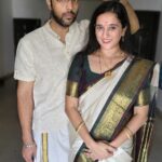 Sriranjani Sundaram Instagram - "Ettadha uyarathil en purushanai vaithavanvyan yaaru" Happy Deepavali from Amit and Sri #happydiwali