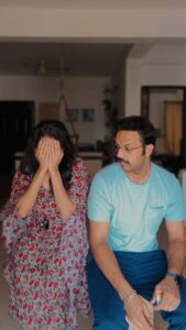 Sriranjani Sundaram Instagram - She likes making me her driver
#husbandwife #sriranjani #amitbhargav #pondatti #reelitfeelit #reelpost #reelpannungafeelpannunga