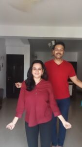 Sriranjani Sundaram Instagram - Little jiggle little giggle 
#realpair #husbandwife #amitbhargav #sriranjani