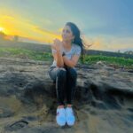 Srushti Dange Instagram - Mentally at the beach 🏖️ 🌊☀️ but in my case physically too 🙃🌤️🌈🫧☔️