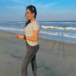 Srushti Dange Instagram - Mentally at the beach 🏖️ 🌊☀️ but in my case physically too 🙃🌤️🌈🫧☔️