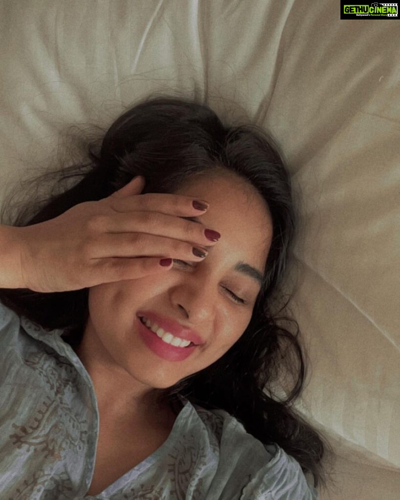 Srushti Dange Instagram - Snug as a bug in a rug 🐞🌟