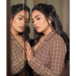 Srushti Dange Instagram – I got a mind full of unsaid things 📜

@sindira_by_swethaindiran X @swethaindiranstylist X @hairandmakeupbynive X @vishaa_hairandmakeup X @dhanush__photography X @thecactistore 

 #picoftheday #cute #srushtidange #style #summer #srushti #fun #srushtiidange 
#beauty #smile #cookuwithcomali #music #ootd #instamood #cwc #cookwithcomali #cookwithcomali4 #cookwithcomaliseason4
