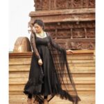 Srushti Dange Instagram - They say black is beauty ♠️ Designer @sindira_by_swethaindiran Styled by @swethaindiranstylist Makeup by @hairandmakeupbynive Hairdo by @vishaa_hairandmakeup Photographer by @shotsbyuv @sat_narain #cute #srushtidange #like4like #travel #instagram #style #summer #srushti #fitness #food #fun #srushtiidange #beauty #instalike #smile #cookuwithcomali #music #ootd #instamood #cwc #cookwithcomali #cookwithcomali4 #cookwithcomaliseason4