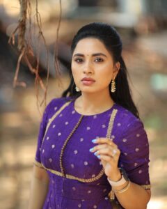 Srushti Dange Instagram - Pay attention to those eye 🪻

@swethaindiranstylist X @sindira_by_swethaindiran X @hairandmakeupbynive X @sankge X @dhanush__photography 

#cute #srushtidange #like4like #travel #instagram #style #summer #srushti  #fitness #food #fun #srushtiidange 
#beauty #instalike #smile #cookuwithcomali #music #ootd #instamood #cwc #cookwithcomali #cookwithcomali4 #cookwithcomaliseason4