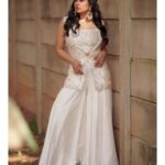Srushti Dange Instagram – Hmmm subtle 🫧

Styled by @swethaindiranstylist 
Designer @sindira_by_swethaindiran 
MUA by @hairandmakeupbynive 
Earrings by @fineshinejewels
Photographer @camerasenthil