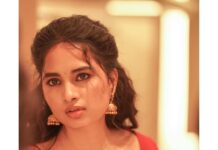 Srushti Dange Instagram - Heads up ❣️ Styled by @swethaindiranstylist MUA by @makeup_by_kez Photographer @camerasenthil