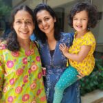 Sruthi Hariharan Instagram - Mother and daughter 💕 Sharing three pictures only cos our baby has somehow managed to give three different poses in each photograph . Lol ! #missthem