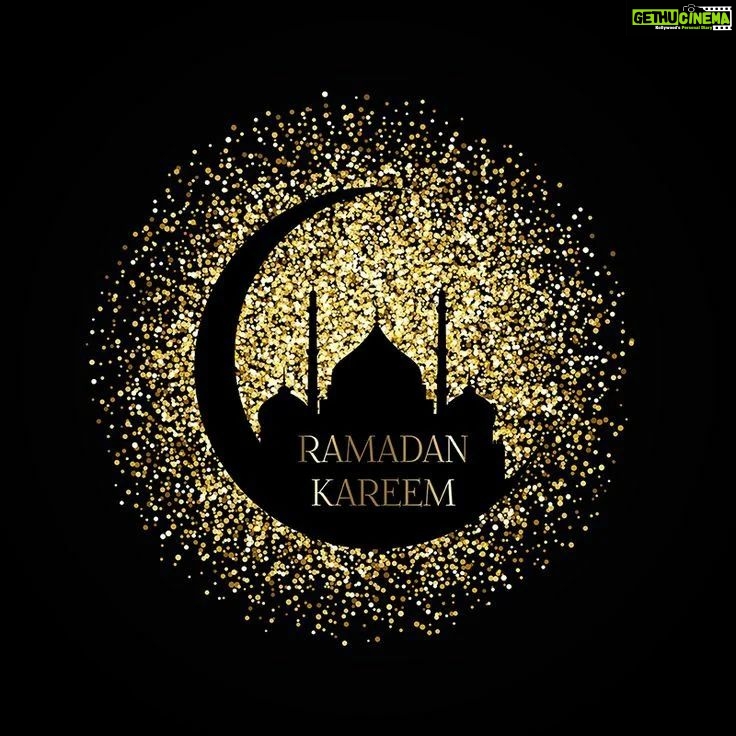 Sunil Instagram - #ramadanmubarak🌙🕌 to all..😍 Wishing you and your family a blessed #Ramadan #ramadankareem🌙✨