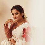 Surabhi Lakshmi Instagram - Folded against ivory, I make even the most idle ears gaze. Photography : @arun_payyadimeethal Styling : @arjun_vasudevs Wardrobe : @roukabysreejithjeevan Jewellery: @amayathejewel HMUA : @makeup_by_rajisha Bangalore, India