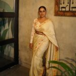 Surabhi Lakshmi Instagram – A saree can convert a girl next door into an artist’s muse!

Beautiful saree from :@turmerikofficial 
@nivethithasanjay 

Styling: @rashmimuraleedharan 

Hair&makeup: @amal_ajithkumar 

Photography: @merin__georg