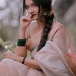Surabhi Santosh Instagram – സ്നേഹത്തിൻ്റെ സഹോദര്യത്തിൻ്റെയും ഓണാശംസകൾ നേരുന്നു 🌸

Happy Onam to all ✨

#Onam2023 #Onamishere #celebrationtime #onamshoot #outdoorphotoshoot