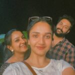 Surabhi Santosh Instagram – My peeps❣️ 5 years and counting 🥰

#MemorableNight #kovalam #catchingup #friends #happytimes #kovalamnights
