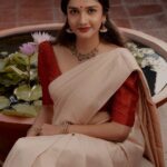 Surabhi Santosh Instagram – There is something about draping a Saree, it just makes you look beautiful ❣️