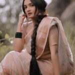 Surabhi Santosh Instagram – സ്നേഹത്തിൻ്റെ സഹോദര്യത്തിൻ്റെയും ഓണാശംസകൾ നേരുന്നു 🌸

Happy Onam to all ✨

#Onam2023 #Onamishere #celebrationtime #onamshoot #outdoorphotoshoot