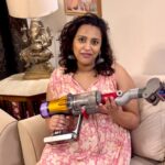 Swara Bhaskar Instagram – MY DYSON V12 VACUUM CLEANING EXPERIENCE (PART 1):
For a soon to-be-parent and an existing pet parent who has been paranoid about dirt, pet hair and allergens in my house; @dyson @dyson_india ‘s new #v12 vacuum cleaner is a blessing! Here’s why.. 
It’s cordless, lightweight, with a battery power lasting an hour and has a laser detector and LCD screen that shows you where the dirt, grime and allergens are hidden and exactly how much! 😲✨ It works on multiple surfaces, has a 2 year warranty and has accident protection! Do yourself and your home a huge favour and gift yourself the #dysonv12vacuum cleaner today! TOTALLY worth it! 💜🤗✨
#swarabhaskar #swarabhasker #cleanfreak #triedandtested #cleaningmotivation #dysonhome #gifted
