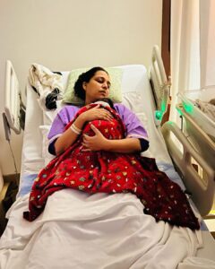 Swara Bhaskar Instagram - A prayer heard, a blessing granted, a song whispered, a mystic truth.. 
Our baby girl Raabiyaa was born on 23rd September 2023 ♥️♥️♥️
With grateful and happy hearts, thank you for your love! 
It’s a whole new world 🤗✨

#blessed #newparents #swarabhaskar #swarabhasker #fahadahmad
