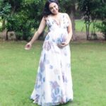 Swara Bhaskar Instagram - Waiting for what they say is the most most profound joy in life! ♥️🧿🪬✨ Photographer: @memoriesbybarkha HMU: @kaushikanu @anukaushikstudio @lawangtamang95_delhei Styled by: @a.bee.at.work Dress: @geishadesigns Coordinated by: @ddevesharma @partycircle_ind #memoriesbybarkha #swarabhaskar #swarabhasker