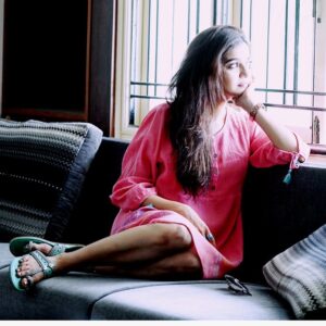 Swathi Reddy Instagram - Ade mari

Inka @themadrastrunk is a handmade home grown one woman show. More love to her. This year is going to be super special, Nithila.

@molletisandeep